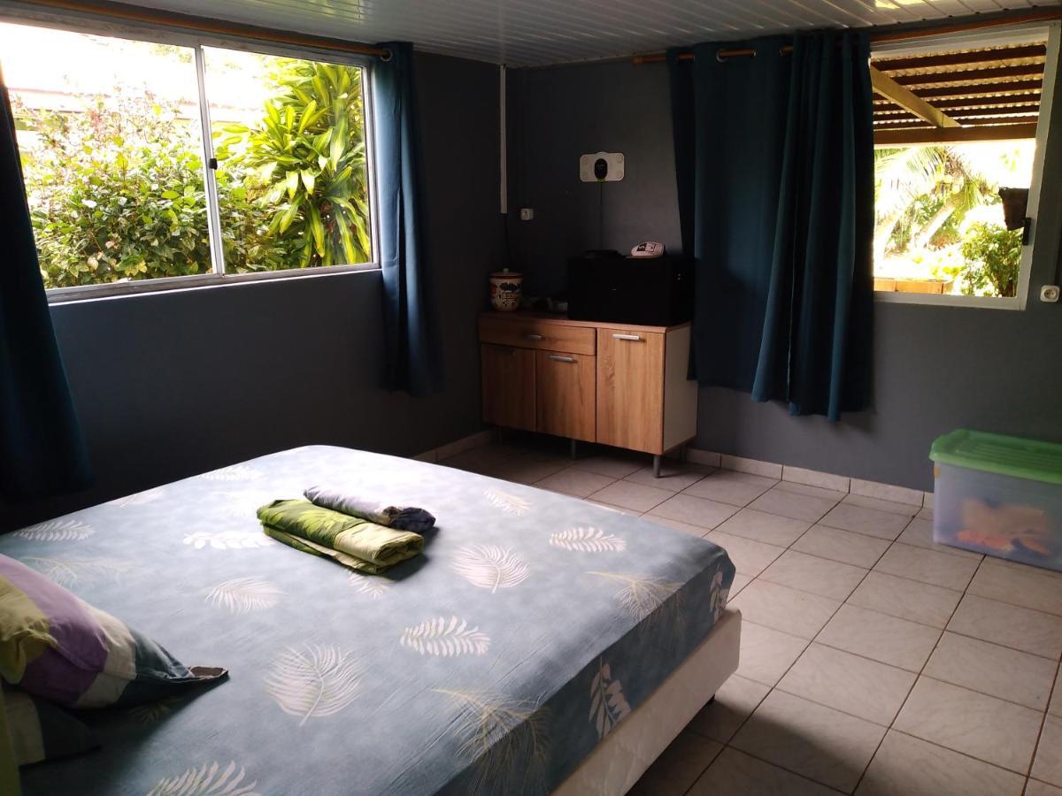 Villa De La Baie Raiatea Uturoa Esterno foto