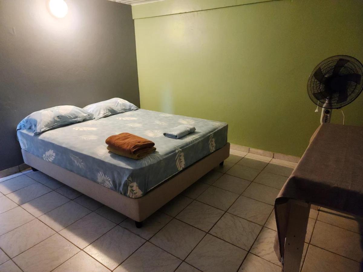 Villa De La Baie Raiatea Uturoa Esterno foto