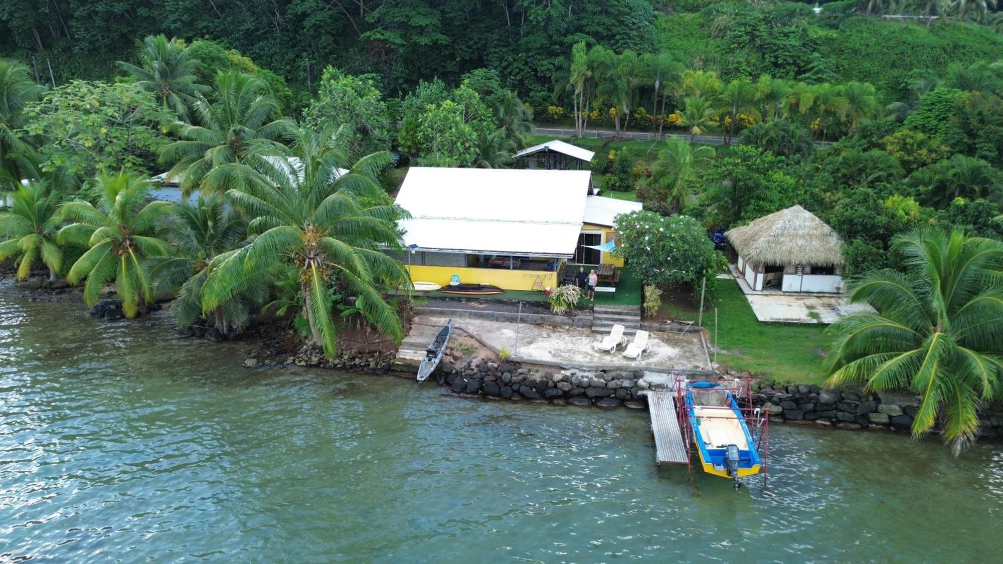 Villa De La Baie Raiatea Uturoa Esterno foto
