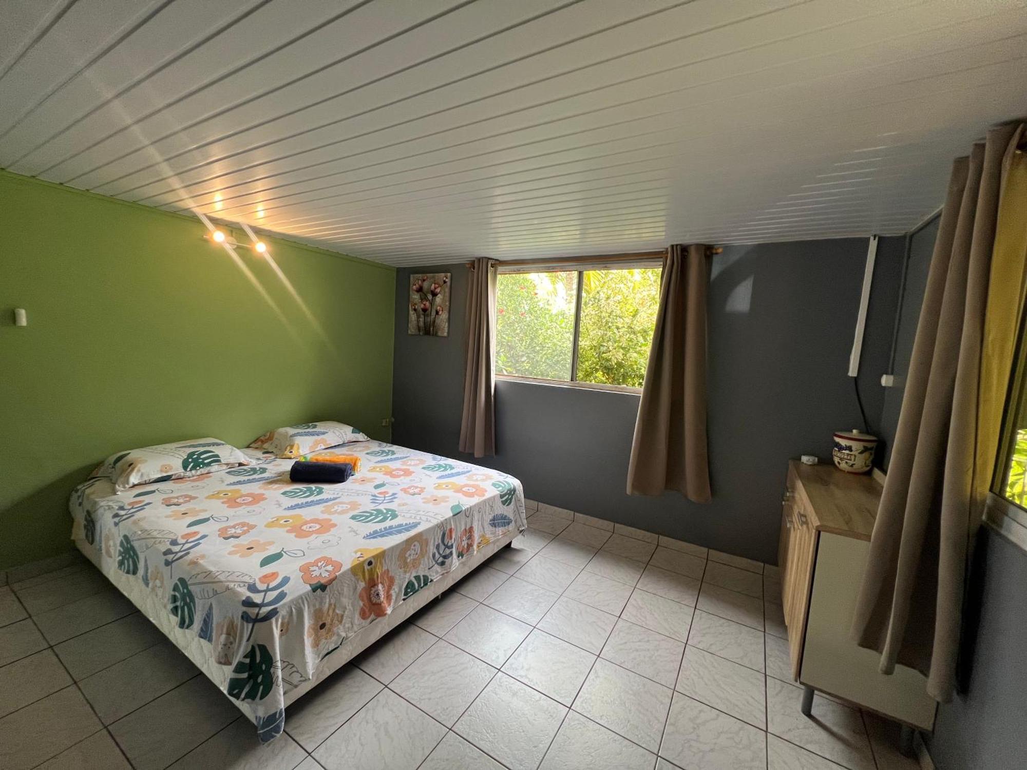 Villa De La Baie Raiatea Uturoa Esterno foto